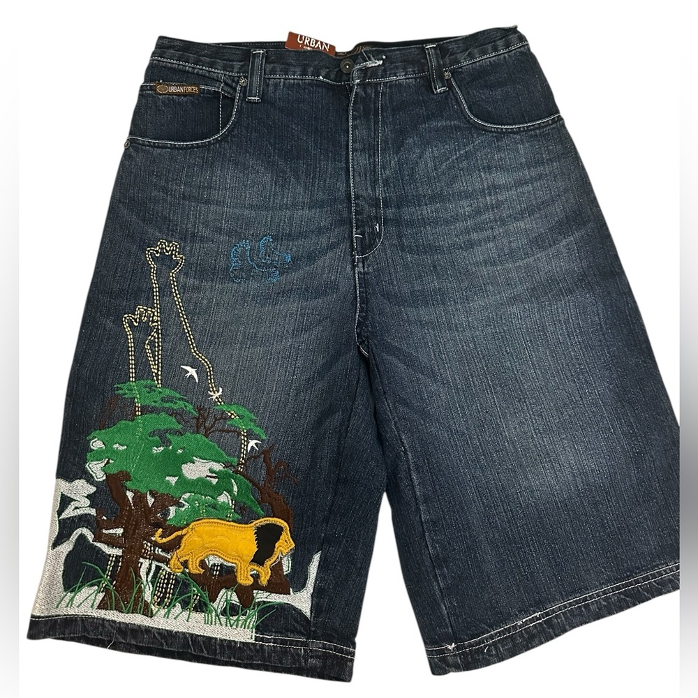 Urban Forces Men's  Denim embroidered Shorts size 34 W